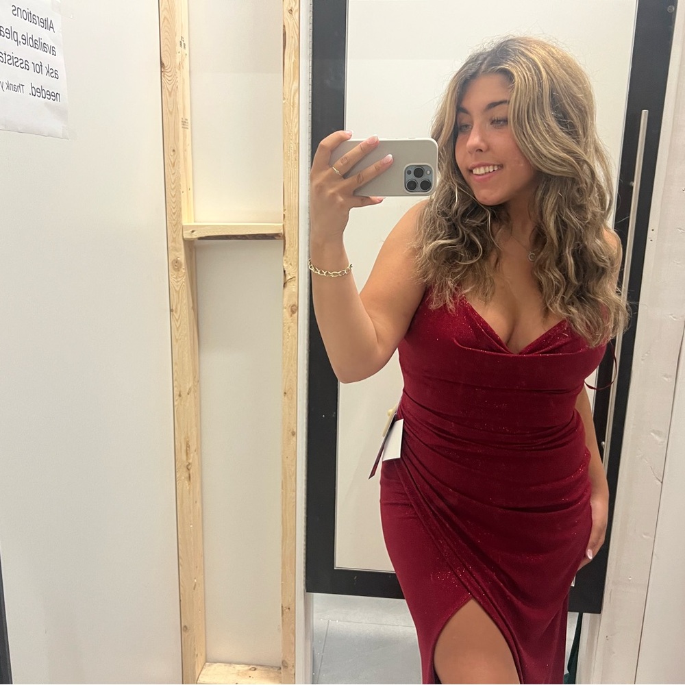 Elegant Red Evening/Prom Dress